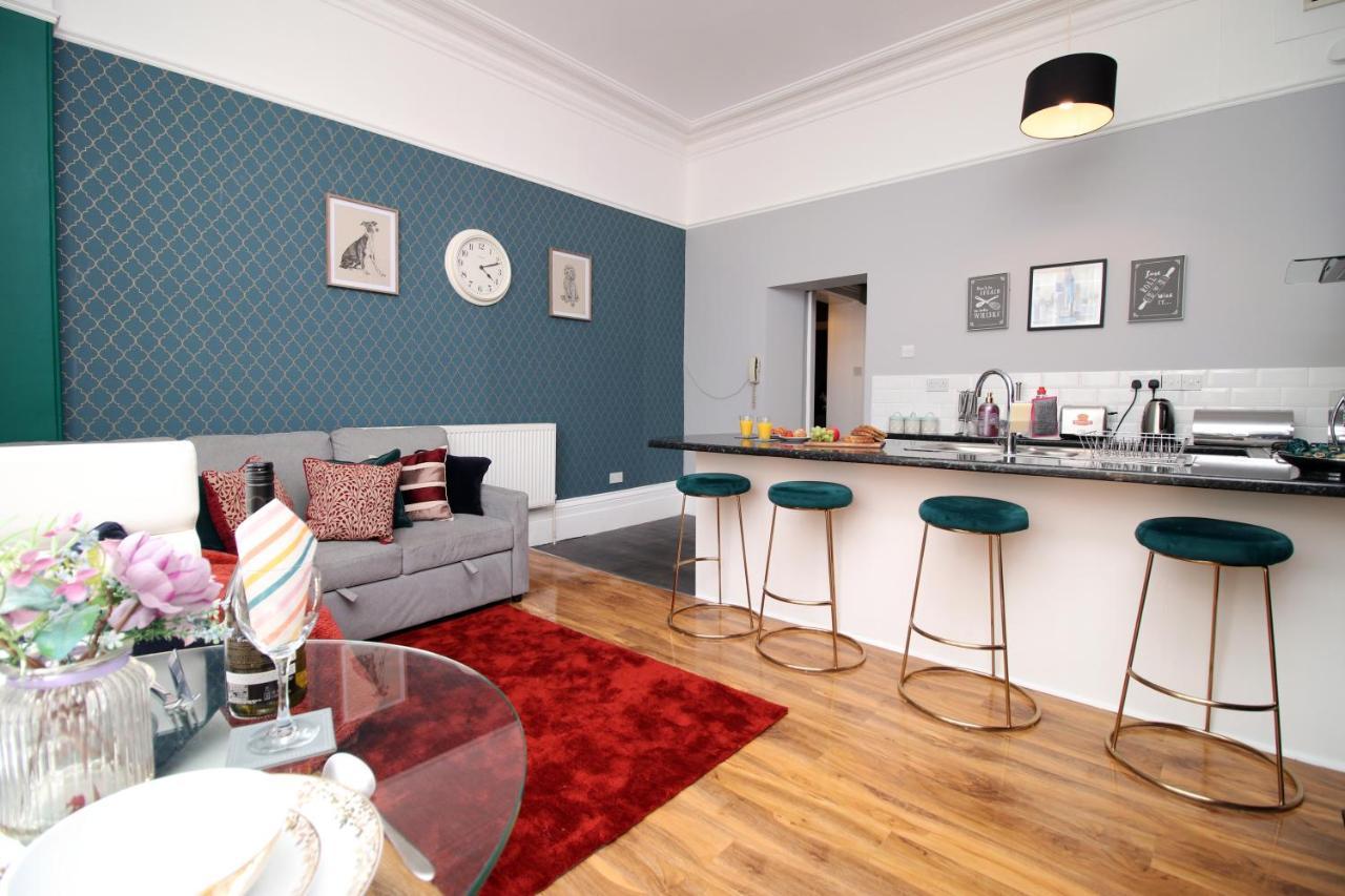 Sleek And Stylish 2 Bed In Clifton - Garden Apartman Bristol Kültér fotó